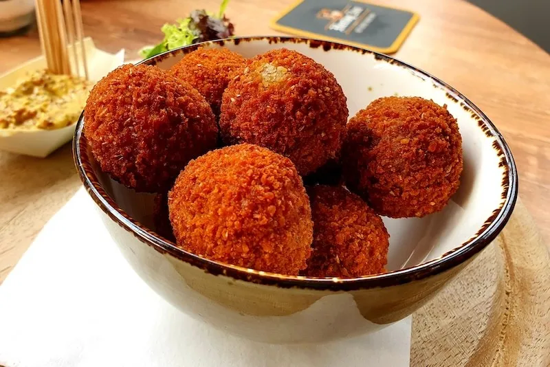 Bitterballen 