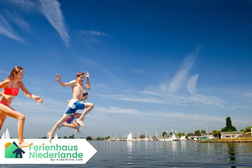 Baden an den Loosdrechtse Plassen Niederlande